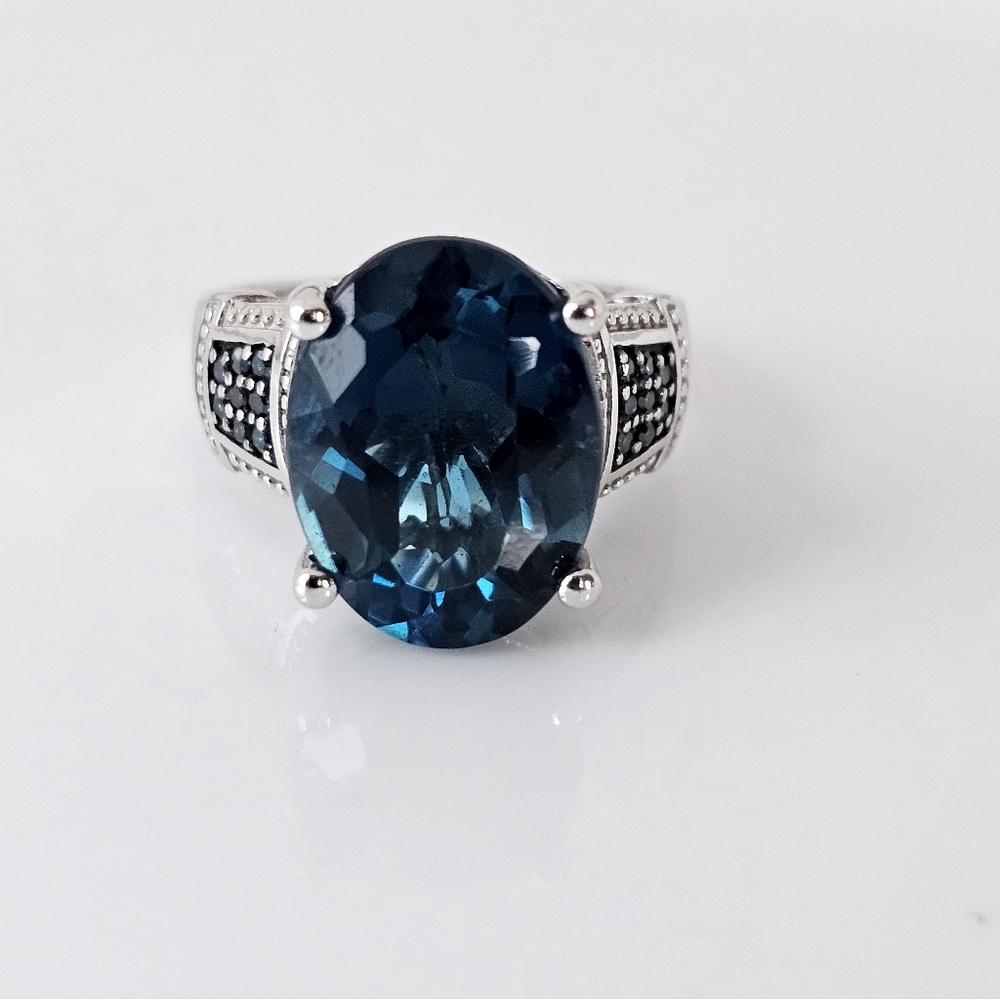 Natural London Blue Topaz & Teal Diamond Ring in Sterling Silver Sz 9!
